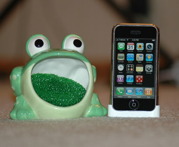 Best products of 2007: Scrubby Frog and iPhone